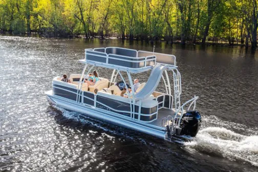 a small boat in a body of water