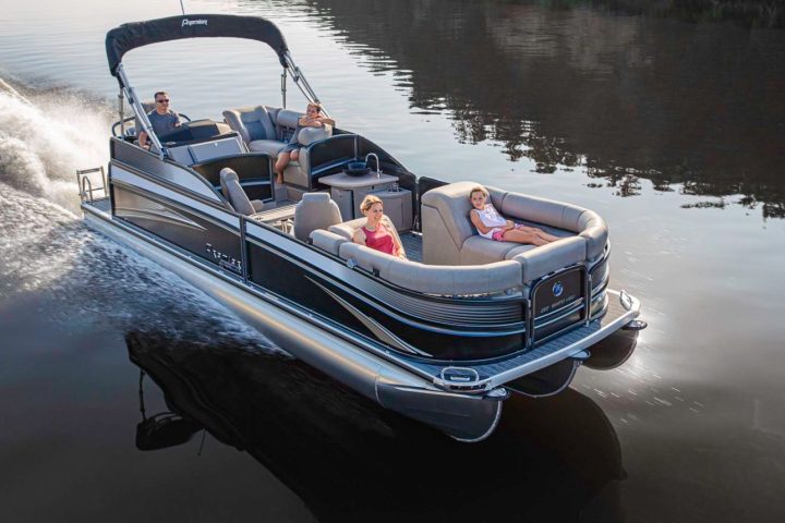 a small boat in a body of water