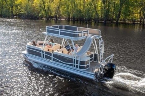 a small boat in a body of water